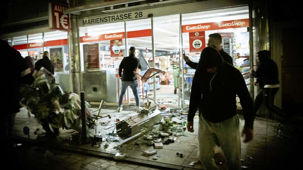 Solidaritätsaktion für Nico nach Haftantritt im Zuge der Stuttgarter Krawallnacht